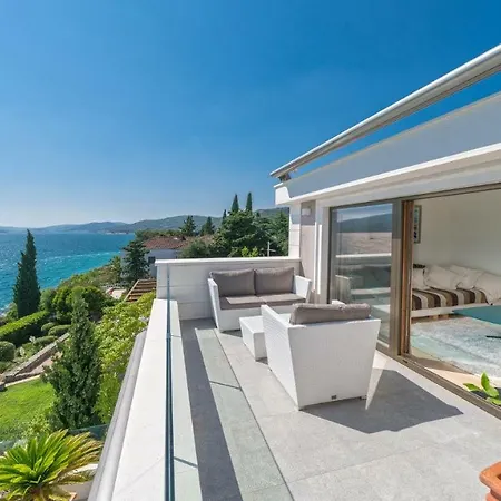Villa Marija *